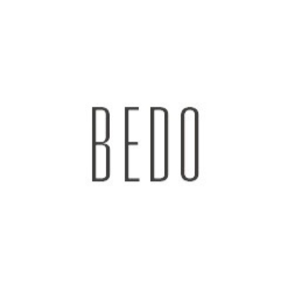 Minimalistic Backless Dress - Picture 5 of 5